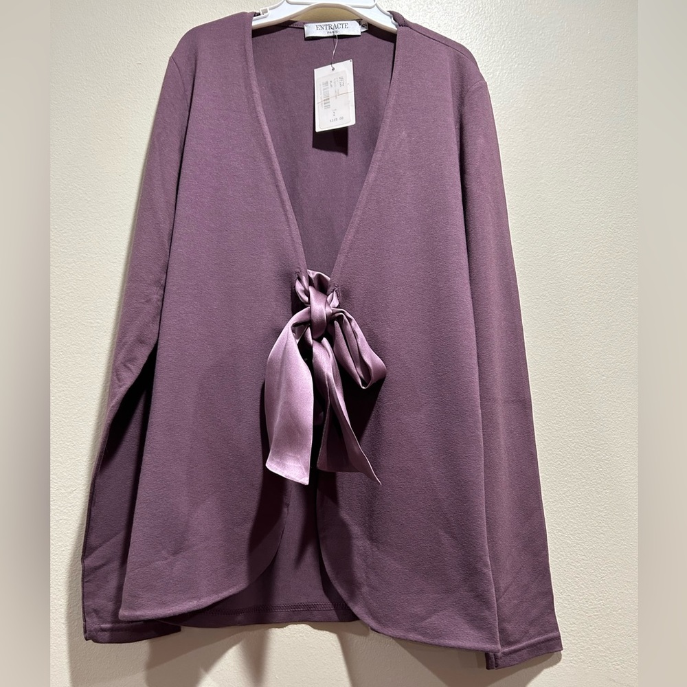 ENTRACTE Paris guardian purple with satin ribbon as closure